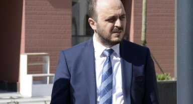 Kağıthane'de çökme sonrası kentsel dönüşümle yapılan daireler sahiplerine teslim ediliyor
