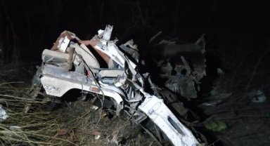 Kamyonun şarampole devrildiği kazada ölen 7 kişi toprağa verildi