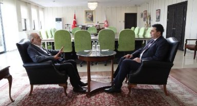 Karamollaoğlu, Demokrat Parti Genel Başkanı Uysal'ı ziyaret etti