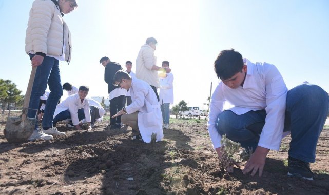 Karatay Belediyesinden "Lavanta Kokulu Okullar" projesi