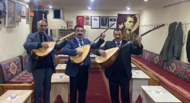 Kars'ta iftar sonrası sahura kadar Aşıklar Şenliği