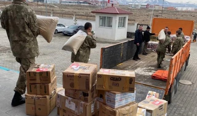 Kars'tan deprem bölgesine yardım ve destekler sürüyor