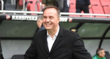 Karşıyaka'da Dinçel'e güvenoyu