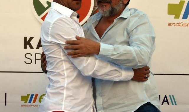 Karşıyaka'da Güraçar güveniyor