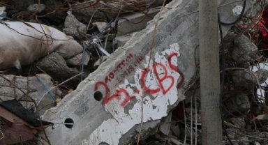 Kayıp olarak aranıyordu, enkaz altında kalan otomobilinde cesedi bulundu