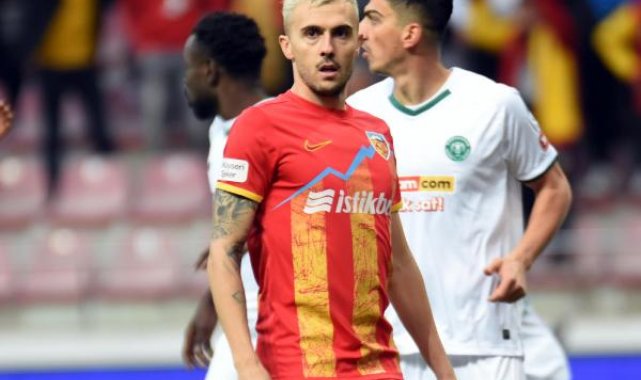Kayserispor'da Campanharo'nun sözleşmesi deprem gerekçesiyle karşılıklı olarak feshedildi