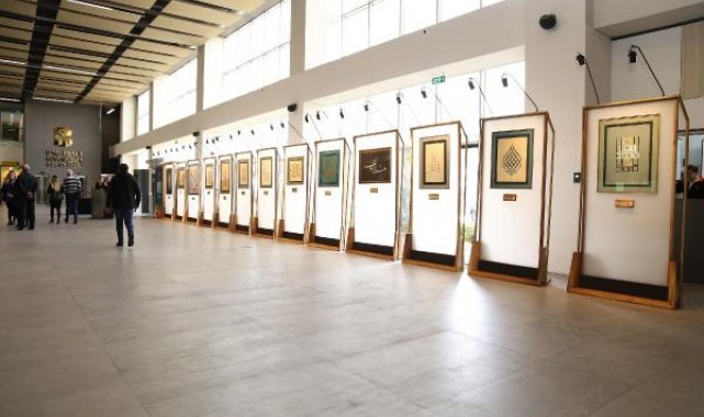 Kelime-i Tevhid Hat Eserleri Sergisi Balıkesir'de