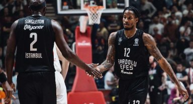 Kızılyıldız - Anadolu Efes: 94-75