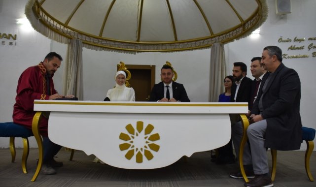 Kocasinan'da bir günde 23 çift, mutlu yuvaların temelini attı