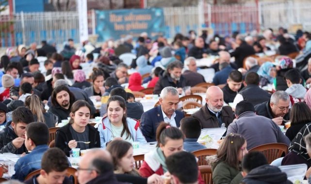 Kocasinan'ın iftarına 4 bin 500 kişi katıldı