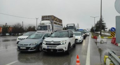 Konya- Antalya yolunda kar yağışı etkili oldu