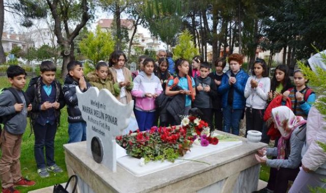 Köpekten kaçarken kamyonun çarptığı Mahra, ölümünün 1'inci yılında anıldı