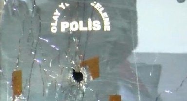 Küçükçekmece'de uzun namlulu silahla saldırı: 1'i ağır 3 yaralı