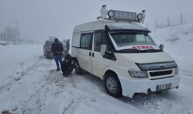 Kütahya'da Domaniç Dağ Yolu kara teslim