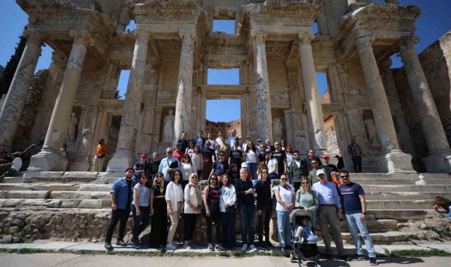 Kütüphaneler Haftasında Celsus Kütüphanesi'ne ziyaret