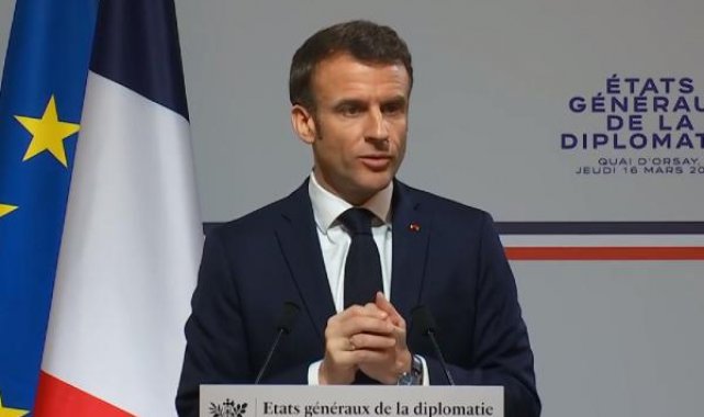 Macron: Reform yıl sonundan önce yürürlüğe girmeli