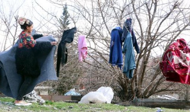 Malatya'da ağaçlar bile çamaşırla doldu
