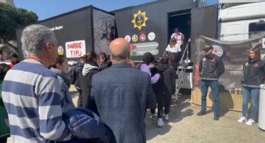 Maltepe'de Narko TIR'da gençlere uyuşturucunun zararları anlatıldı