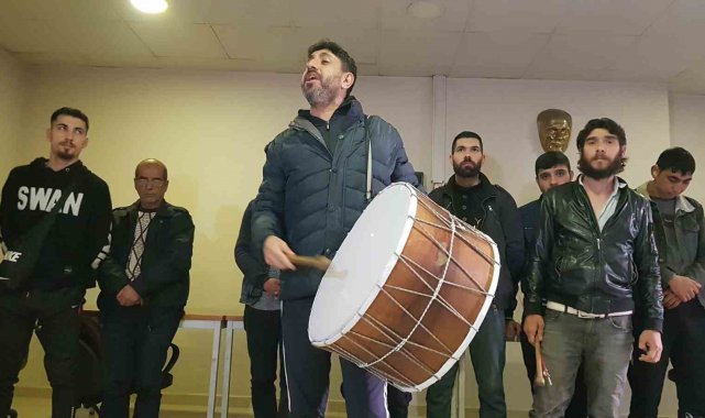 Manileriyle vatandaşları sahura kaldıracak olan davulcular belirlendi