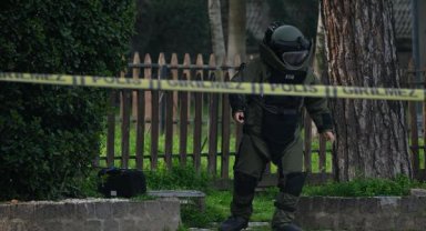 Manisa'da fünyeyle patlatılan valizden sucuk, tereyağı ve kıyafet çıktı