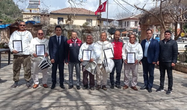 Marmaris Çam Balı'nda coğrafi işaretli üretim artarak devam ediyor