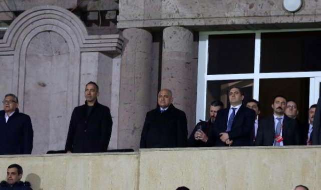 Mehmet Büyükekşi: 3 puanla başlamak son derece önemliydi