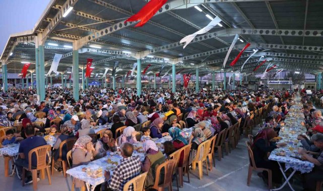Merkezefendi Belediyesi, ilk iftarı sofrasını İlbade Mahallesi'nde kuruyor