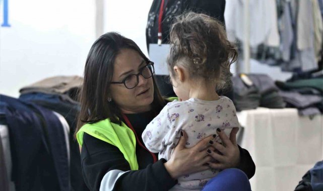 Merkezefendi Dayanışma Merkezi depremzedelerin ihtiyacını karşılıyor
