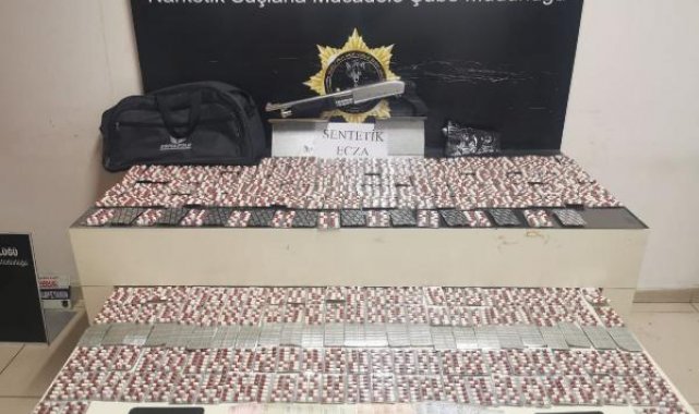 Mersin'de 4 bin sentetik hap ele geçirildi