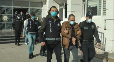 Mersin'de fuhuş operasyonunda 11 tutuklama