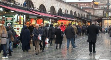 Mısır Çarşısı'nda ramazan hareketliliği