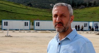 MKÜ Rektörü Eren: 120 öğrencimizi kaybettik, hala ulaşamadıklarımız var
