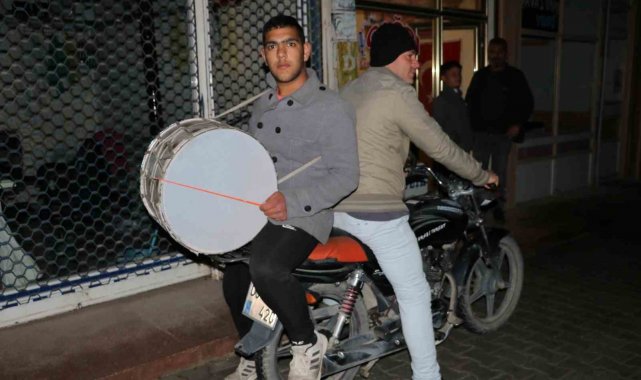 Motorize Ramazan davulcu ekipleri mesaiye başladı