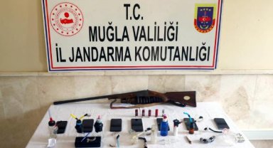 Muğla'da 10 adrese eş zamanlı 'uyuşturucu' operasyonu: 8 gözaltı