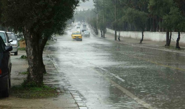 Muğla'da sağanak yağış etkili oluyor