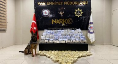 Narkotik köpeği 'Thor' ile aramada 200 kilo eroin ele geçirildi