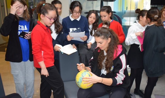 Nilüfer'in sultanları öğrencilerle buluştu