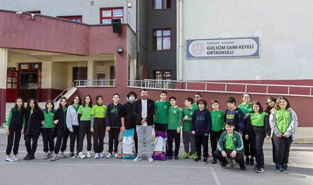 Öğrencilerden sokak hayvanları duyarlılığı