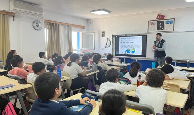Öğrencilere Atık Yönetimi ve Geri Dönüşüm eğitimi veriliyor