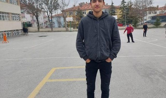 Öğrencilere bıçakla saldırdı; depremzede Alperen öldü, 5 yaralı