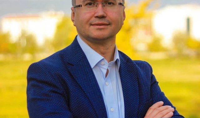 Öğretim görevlisinden anlamlı bağış