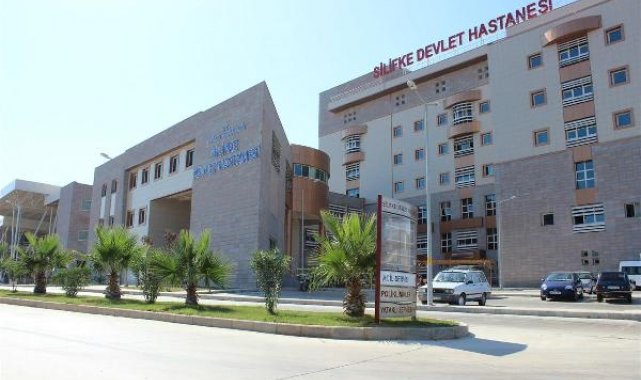 Okul tavanından sıva parçası düştü; 2 öğrenci yaralı