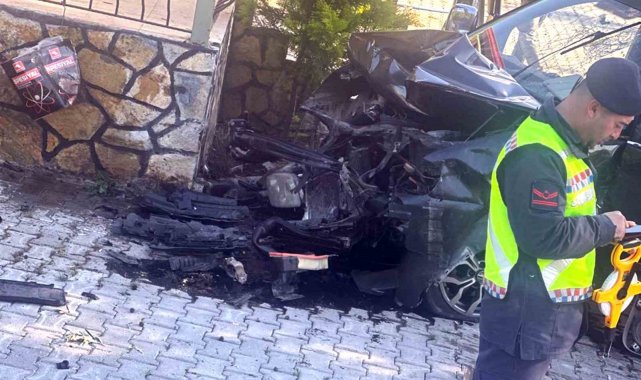 Ortaca'da trafik kazası: 1 ölü, 1 yaralı