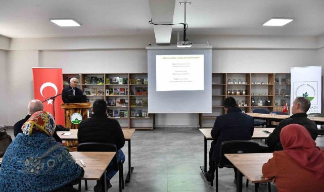 Osmangazi'de üzüm yetiştiriciliği anlatıldı