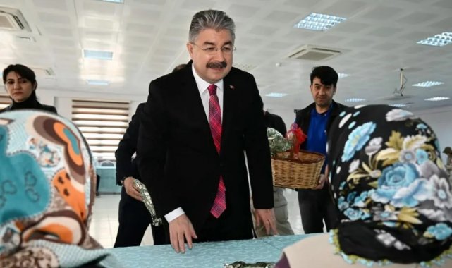 Osmaniye Valisi Yılmaz, huzurevi sakinleriyle bir araya geldi