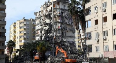 Osmaniye'de acil yıkımı kararlaştırılan 469 binadan 206'sı yıkıldı