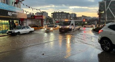 Osmaniye'de dolu ve sağanak etkili oldu