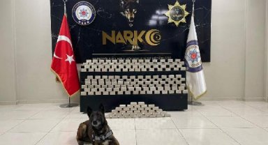 Otomobilde 'Magnum' ile aramada 46 kilo eroin ele geçirildi