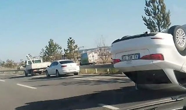 Otomobilin takla atarak ters döndü: 2 yaralı