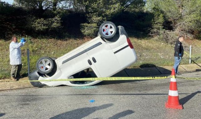 Otomobille polisten kaçarken tabanca ile intihar etti, kaçırdığı kız da kazada öldü